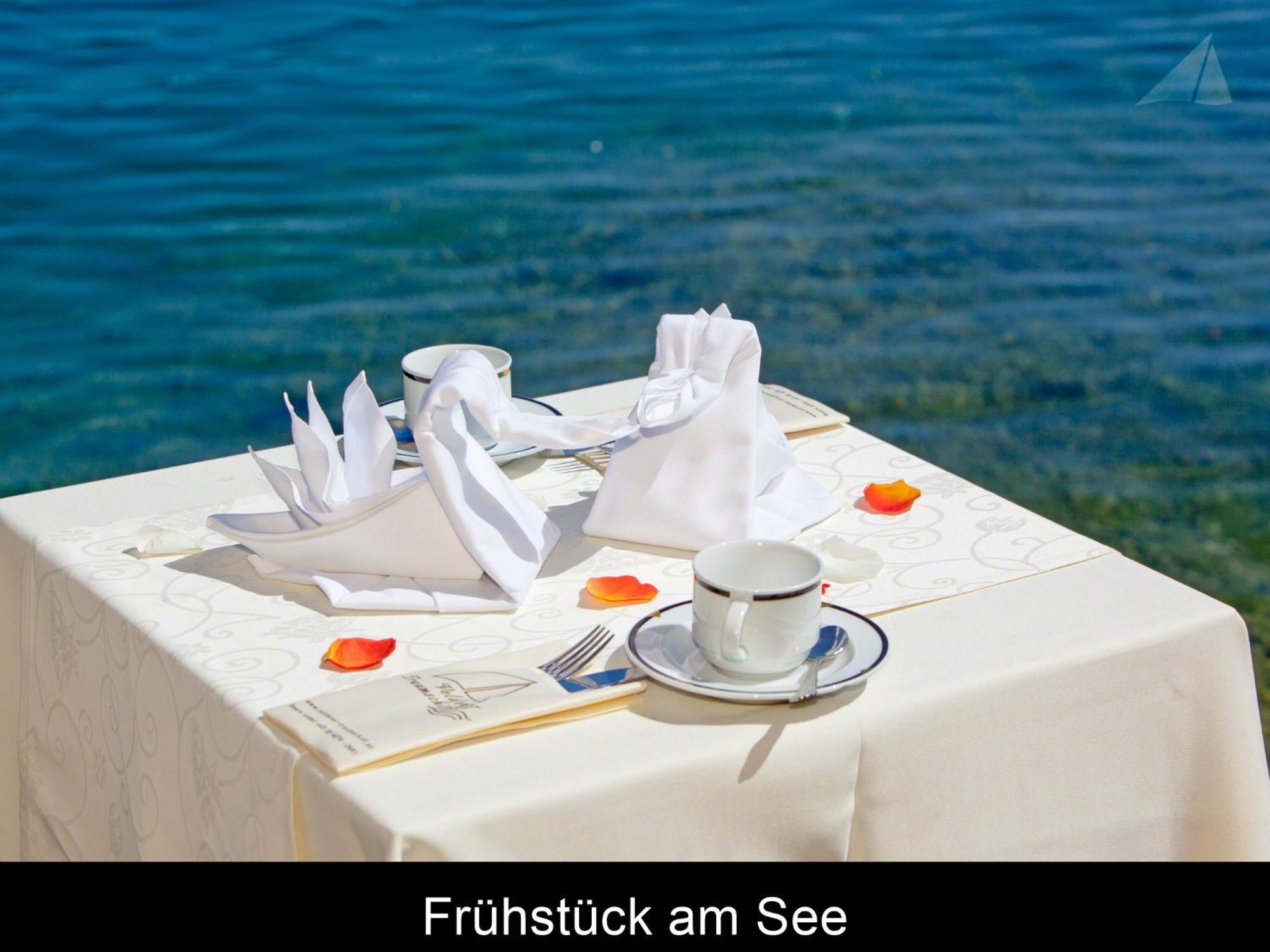 Hotel-Restaurant "Veldener Traumschiff" Direkt Am See In 2Min Im Zentrum Velden am Wörthersee Eksteriør billede