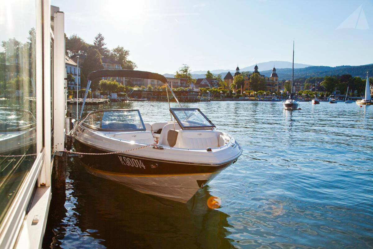 Hotel-Restaurant "Veldener Traumschiff" Direkt Am See In 2Min Im Zentrum Velden am Wörthersee Eksteriør billede