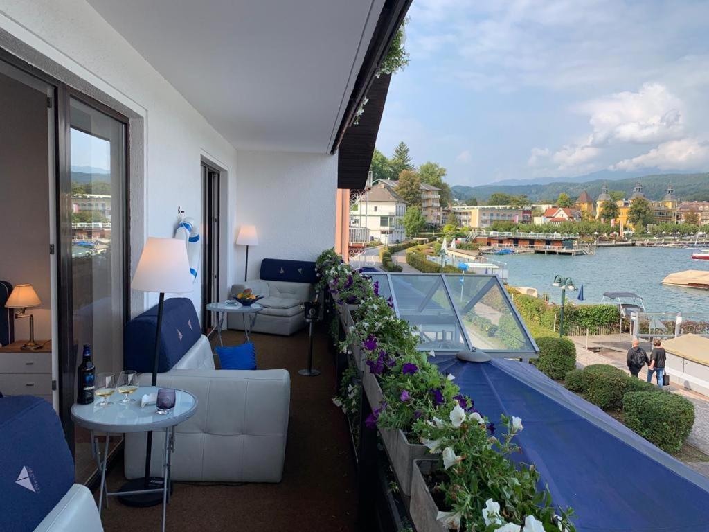 Hotel-Restaurant "Veldener Traumschiff" Direkt Am See In 2Min Im Zentrum Velden am Wörthersee Eksteriør billede